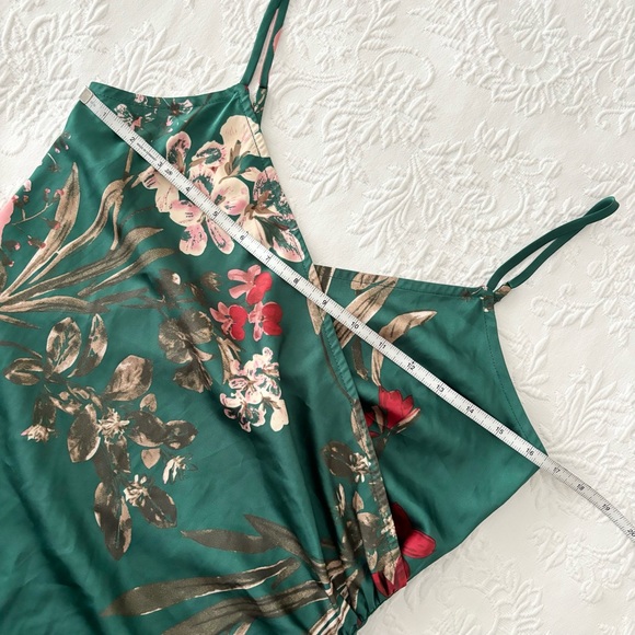 Lulus Remarkable Entrance Emerald Green Floral Print Satin Midi Dress Small - Picture 7 of 9
